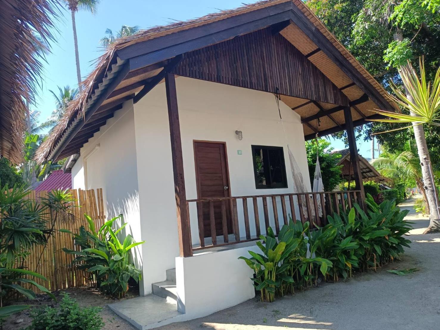 Sarana Bungalows (Adults Only) Baan Tai Rom bilde