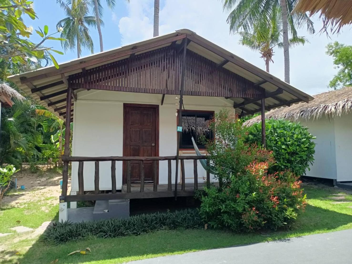 Sarana Bungalows (Adults Only) Baan Tai Eksteriør bilde