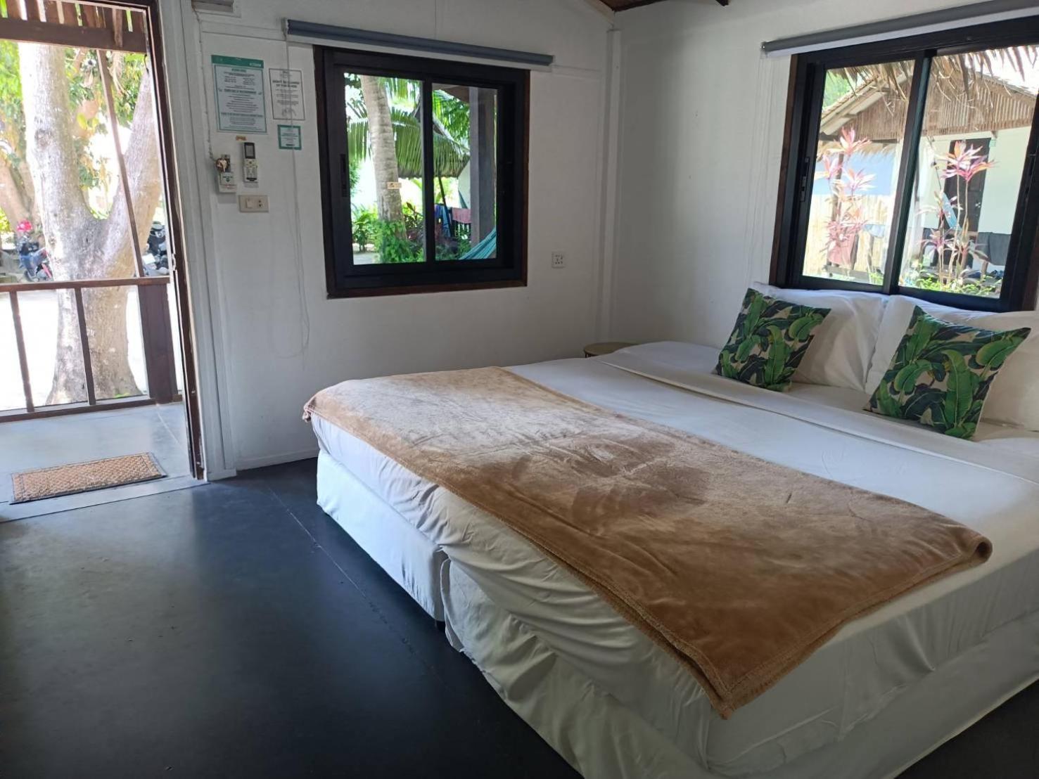 Sarana Bungalows (Adults Only) Baan Tai Eksteriør bilde